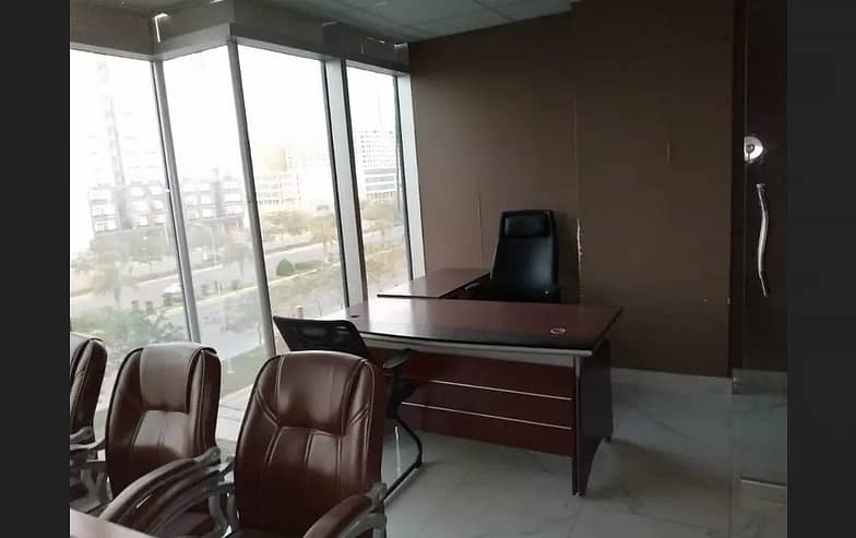 Office for rent furnish & unfurnish in Bahria town karachi 8