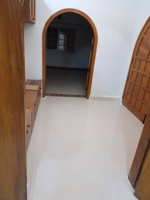 Outclass Portion 240 Sq Yards 1st Floor 3 Beds DD In VIP Block 15 Gulistan e Jauhar 1