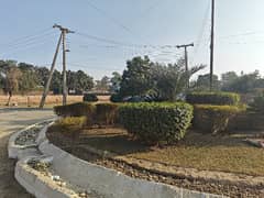 5 Kanal plot For sale in Chinar court Ada plot