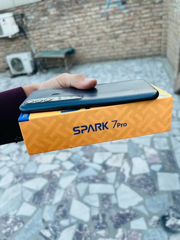 Tecno spark 7 pro 3