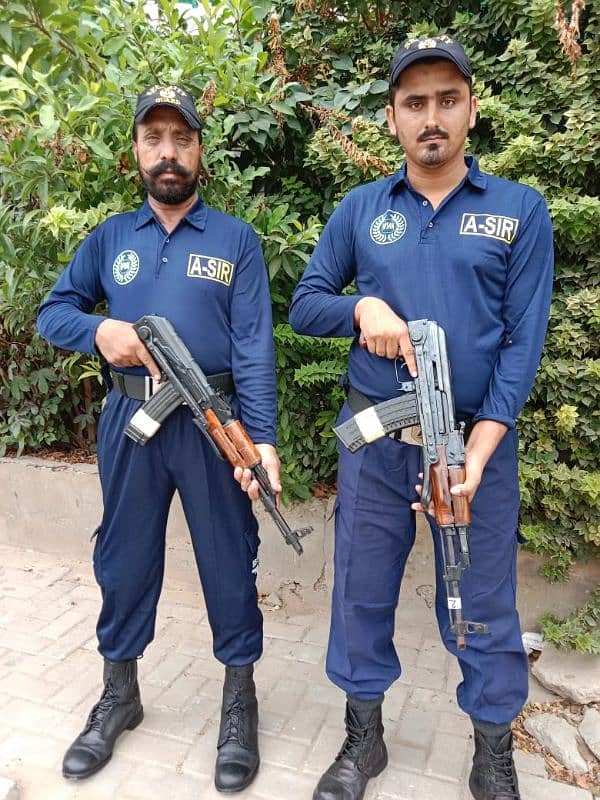 SECURITY GUARDS SERVICES 0