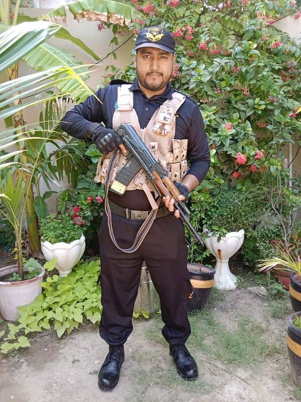 SECURITY GUARDS SERVICES 6