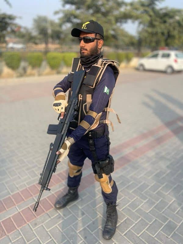 SECURITY GUARDS SERVICES 7