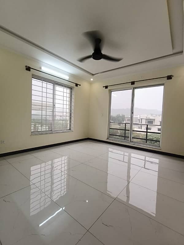 10 Marla Brand New Full Luxury House Available For Rent In Bahria Town Phase 8 Overseas 2 17