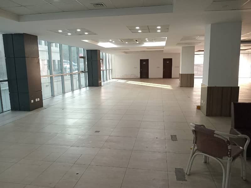 6th Story Commercial Building Covered Area 45000 Sqft For Rent In G-10 6