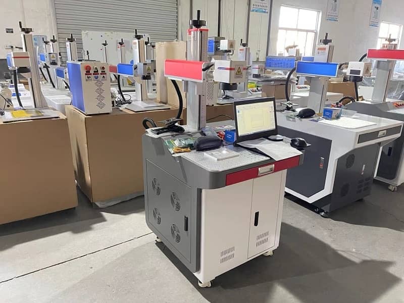 30 watt Fiber Laser Marking machine for metal and plastic MAX Laser 0