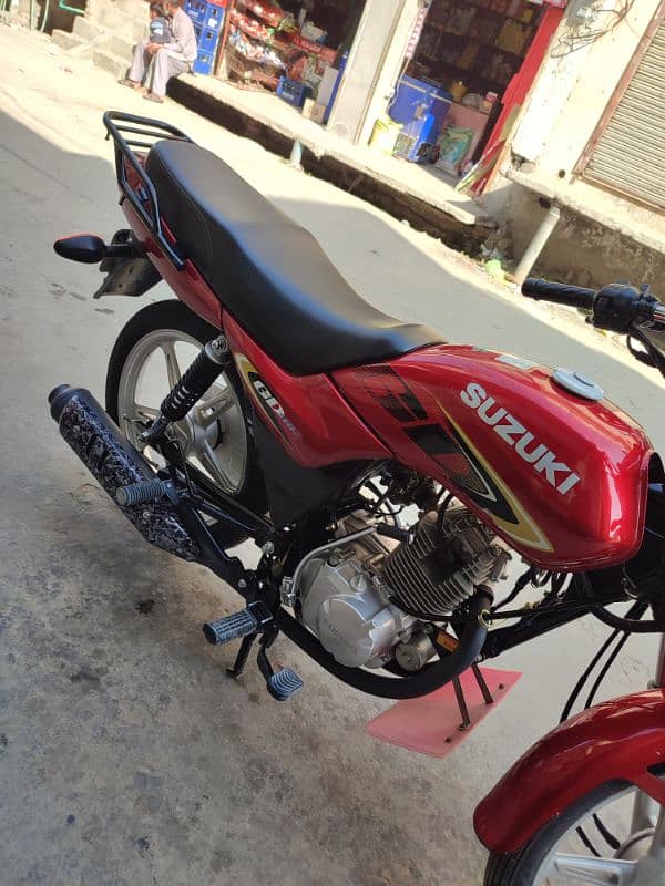 Suzuki GD 110s Zero condition 2