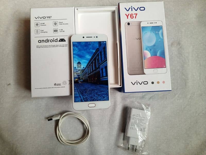 vivo y67 (6/128)* face and finger lock and complete Box 3