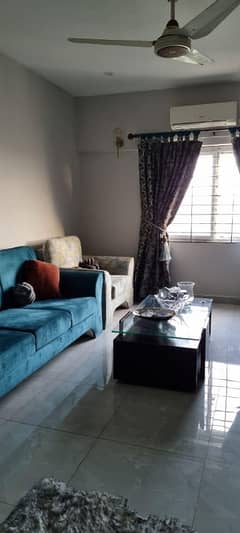 Tariq Road Jheel Park View Flat For Sale