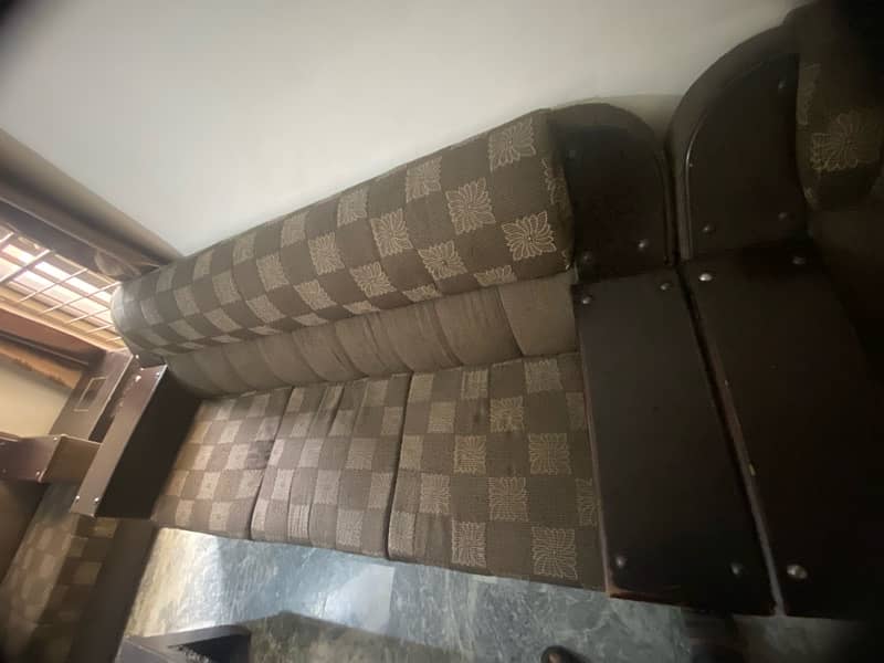 11 seater sofa condition very good 3