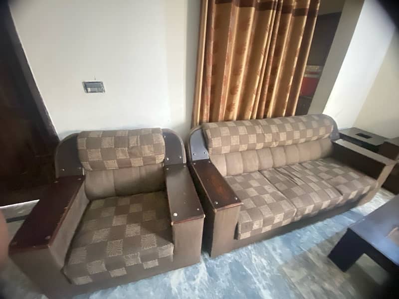 11 seater sofa condition very good 5