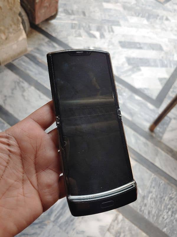 Motorola Razr 6