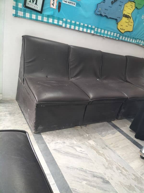 1 seater sofa total 12 piece 1