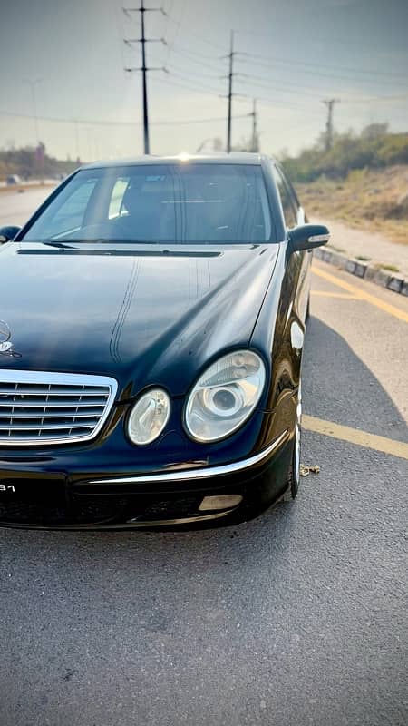 Mercedes E Class 2005 1