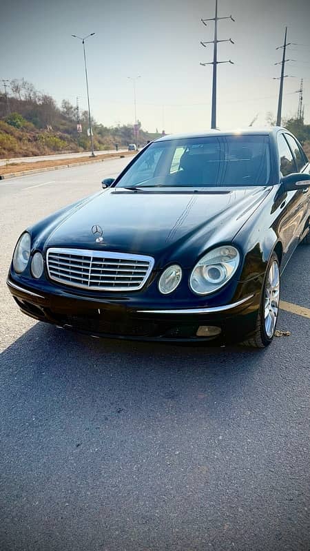 Mercedes E Class 2005 3