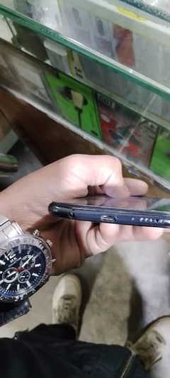 Huawei Y7. prime 3_32 back finger nai chlta