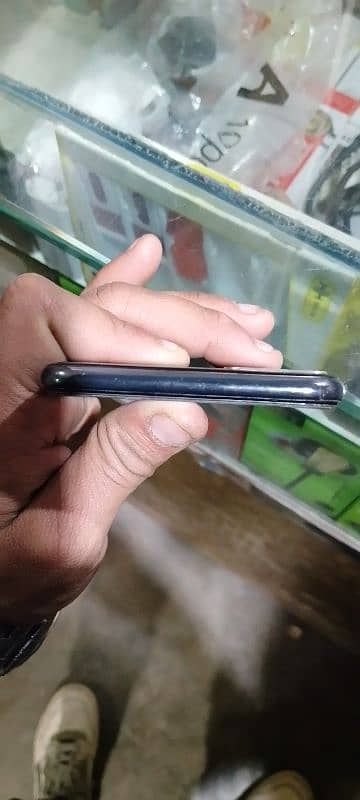 Huawei Y7. prime 3_32 back finger nai chlta 3