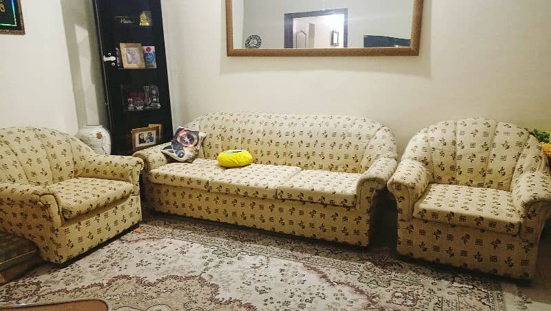 Sofa set 0