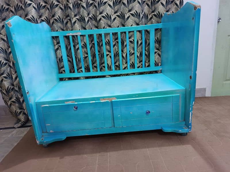 BABY COAT/ KIDS BED 3