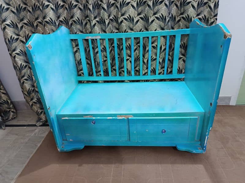 BABY COAT/ KIDS BED 5