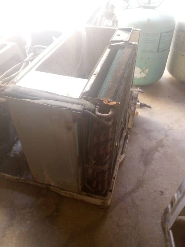 window AC 3 chamber good condition 0