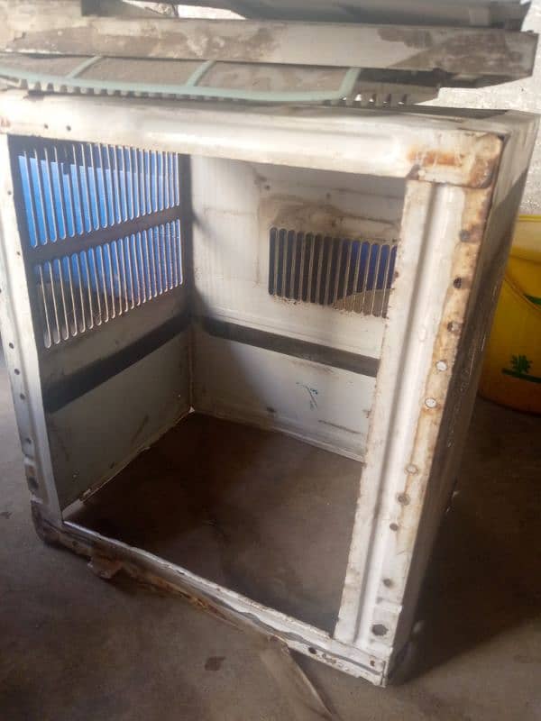 window AC 3 chamber good condition 2