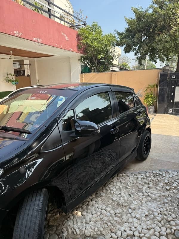 Toyota Vitz 2018 1