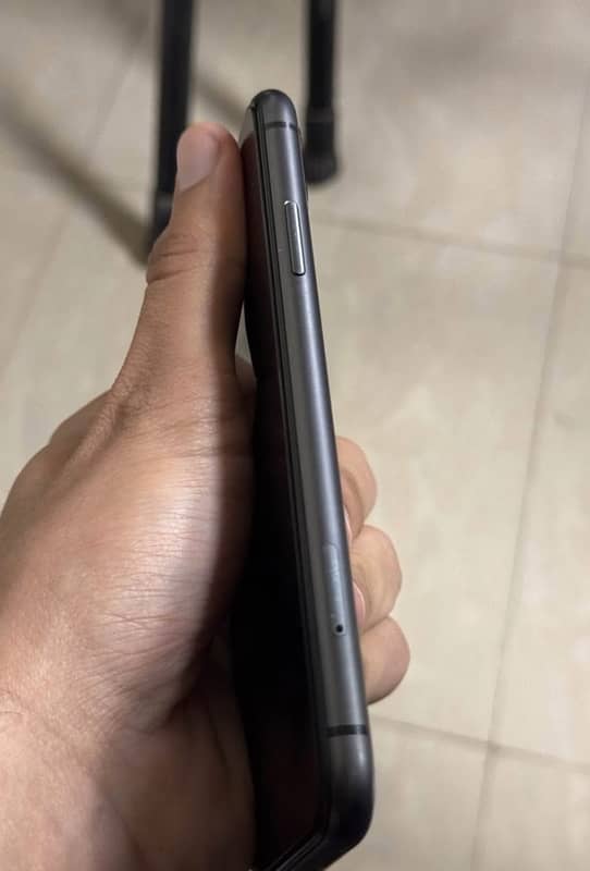 iphone 11 non pta 64 GB 86 Health 1