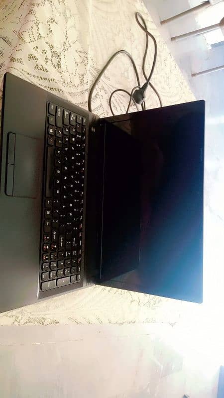 Laptop Lenovo 2nd Genration 3