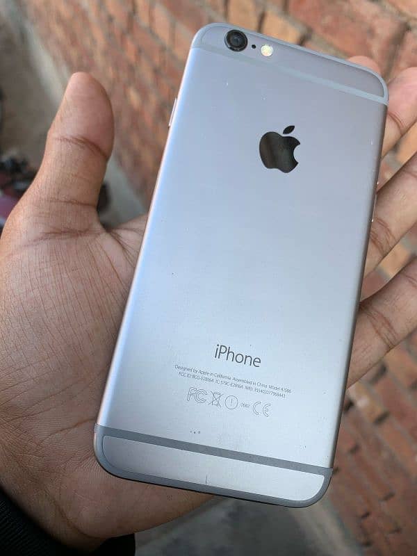 Apple | iPhone 6 | 16GB Storage 1