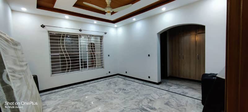 1 kanal beautiful Open basement available for rent in F15 12