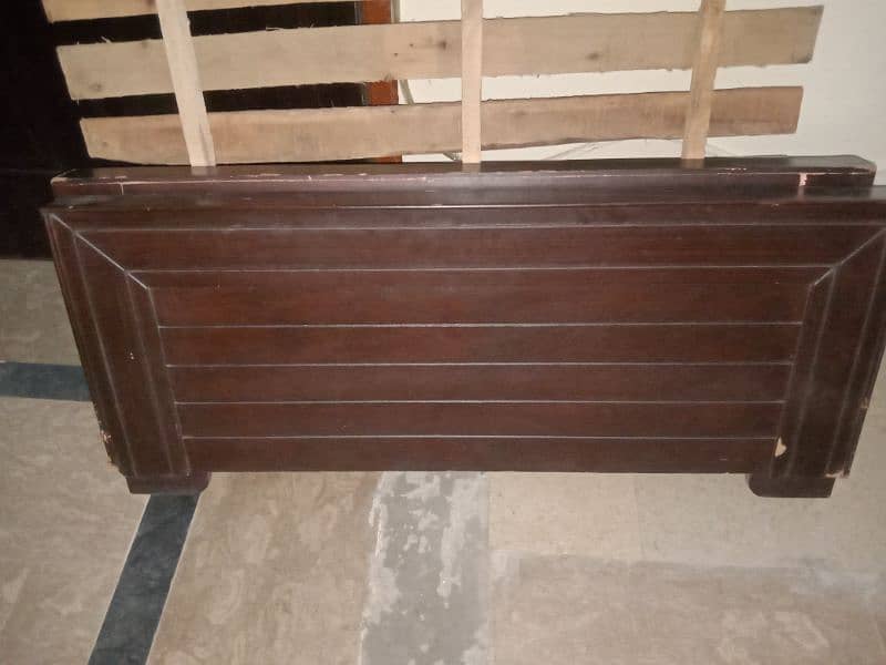 pair of single bed set solid  kikar wood 0