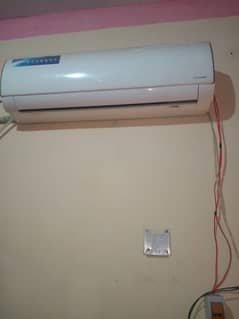 TCL 1.5 ton DC inverter heat and cool AC