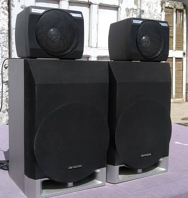 Aiwa speakers 0