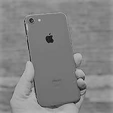 Apple iPhone SE year 20 0