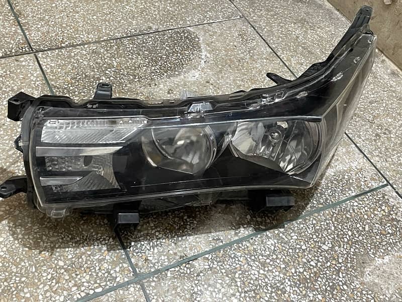 toyota corolla xli gli 2014 to 2017 frount head lights 2