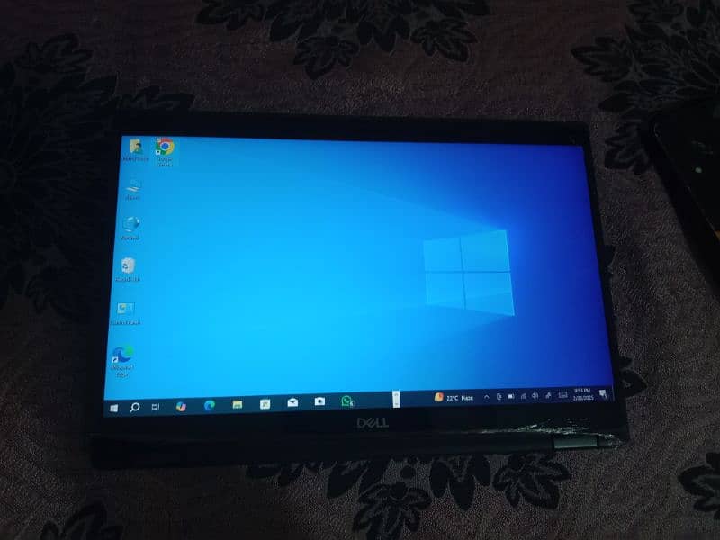 Dell touch screen laptop i5 8 gen 8 gb Ram 8