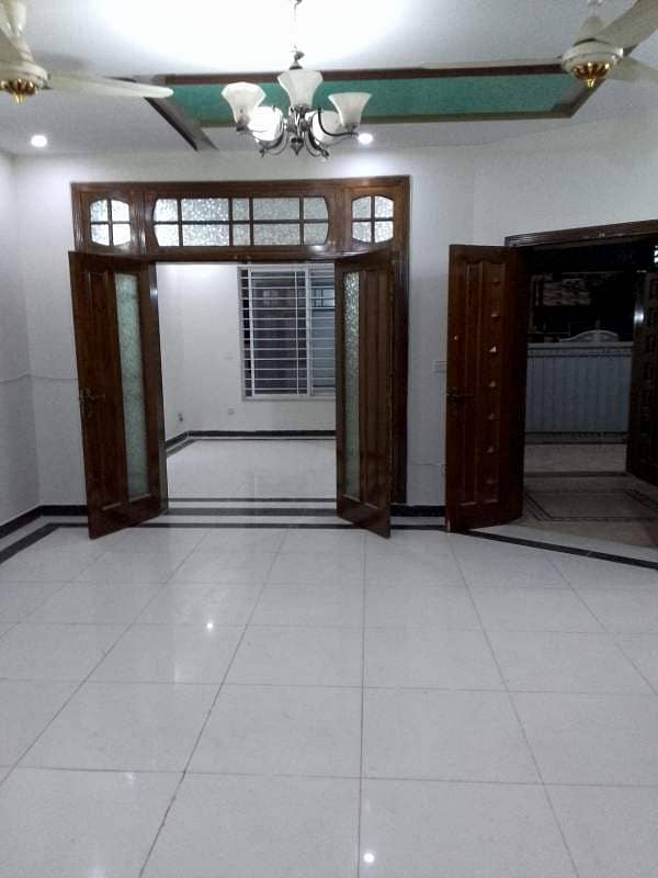 Size 30x60 Triple Story Full House For Rent In G-13 22