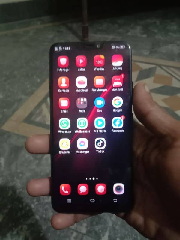 am selling my vivo y83 0