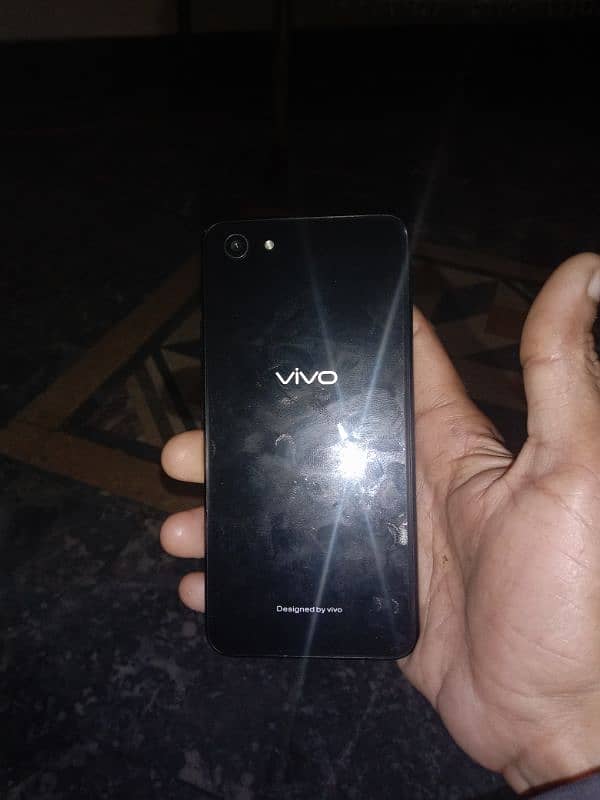 am selling my vivo y83 2