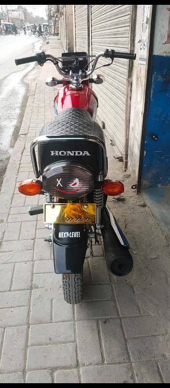 Honda 125 11