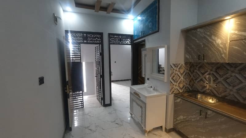 Beautiful Appartment Available for sale in 31B Allah wala town block 6 4