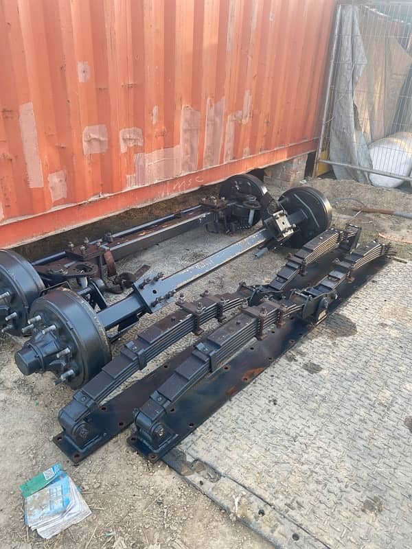 baler Axle Available for Sale, (Can be used in buses Trucks) 1