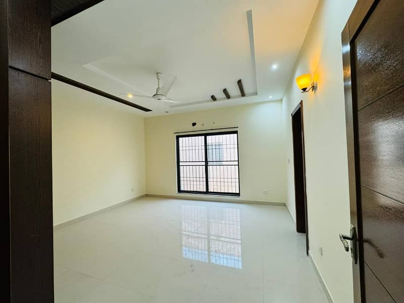 1 Kanal House Available For Sale In DHA Phase 2 3