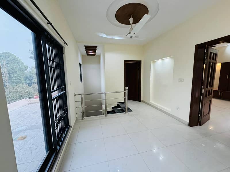 1 Kanal House Available For Sale In DHA Phase 2 7