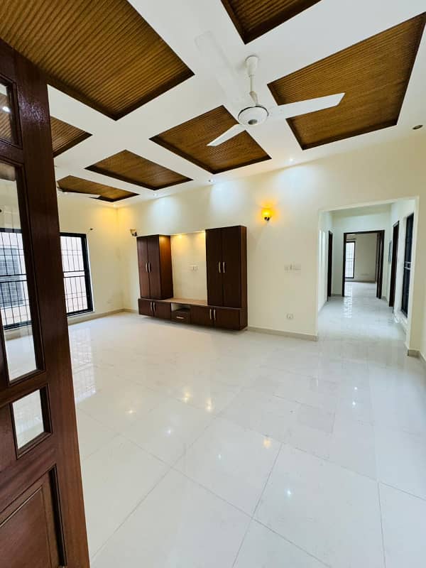 1 Kanal House Available For Sale In DHA Phase 2 20