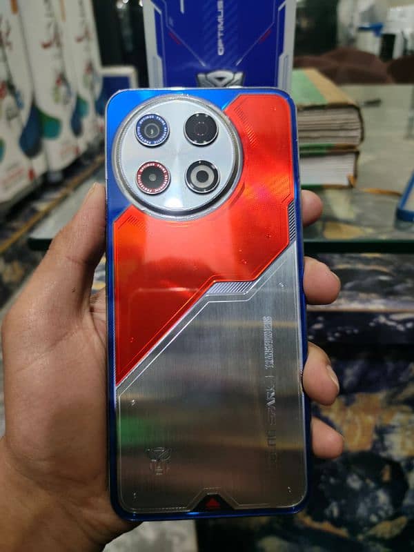 Tecno Spark 30 Pro TRANSFARMER EDITION 1