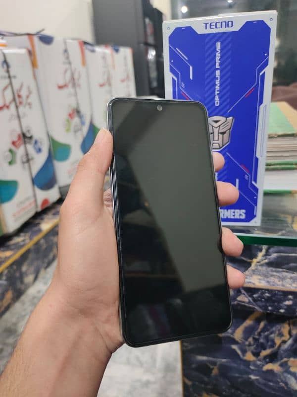 Tecno Spark 30 Pro TRANSFARMER EDITION 3