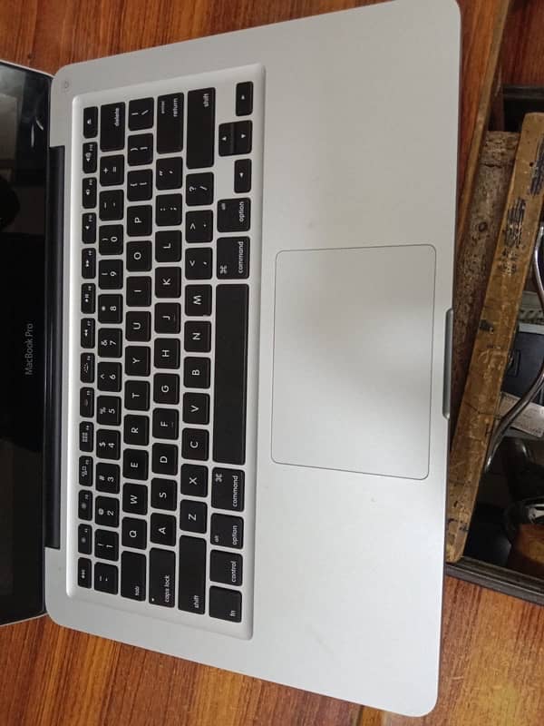 MacBook Pro i7 Generation 5