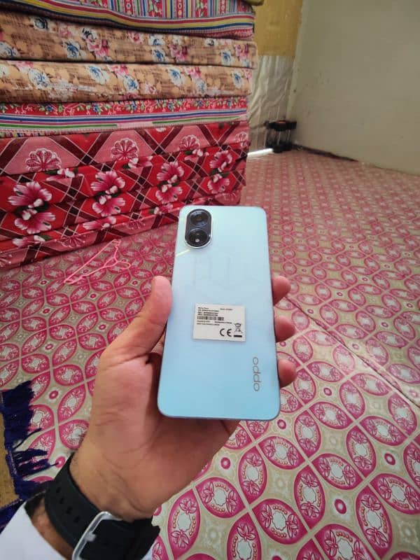 OPPO A18 0